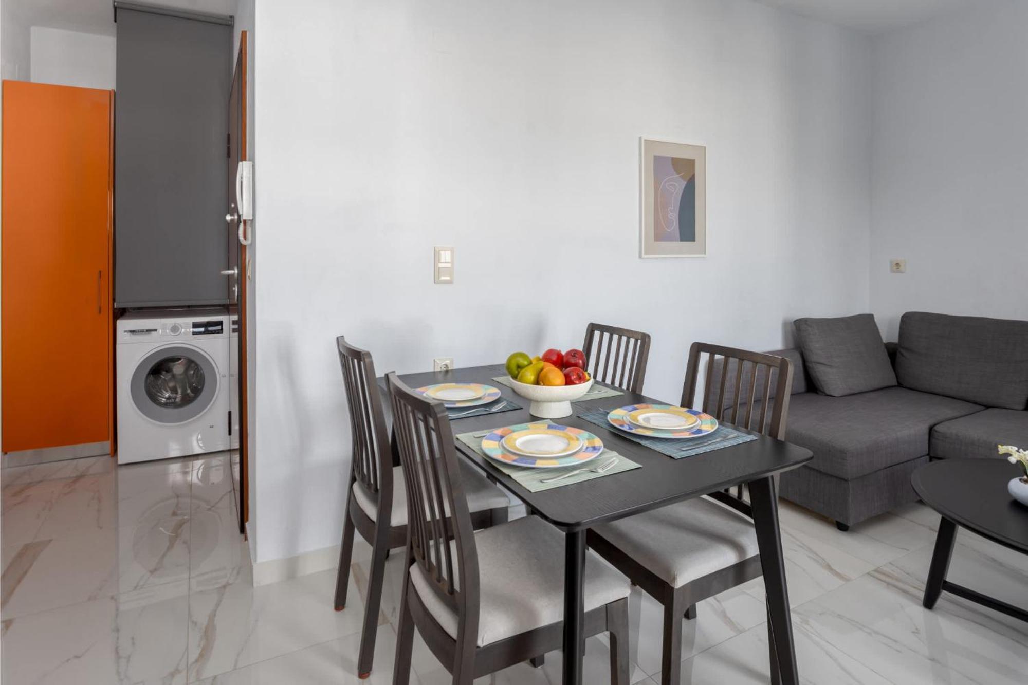 Elevate Your Escape Boutique 2-bed Seaview On Floor 2 Appartement *