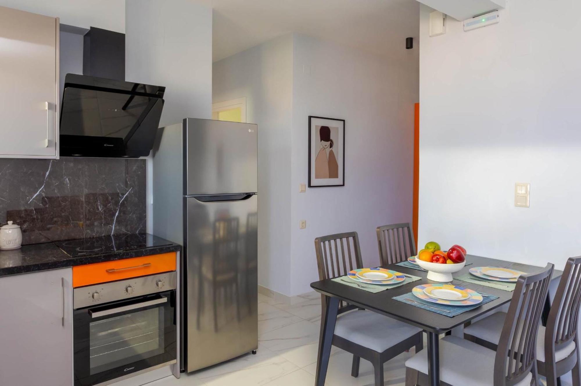 Elevate Your Escape Boutique 2-bed Seaview On Floor 2 Appartement *